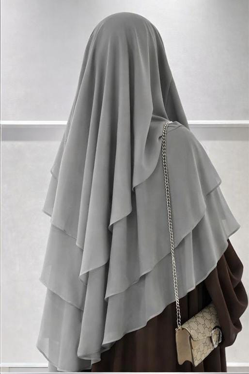 خِمار بثلاث طبقات